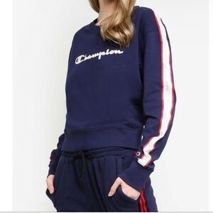 Champion Athletic Sweatshirt Heritage Crew Neck with Logo Spell Out Size Small